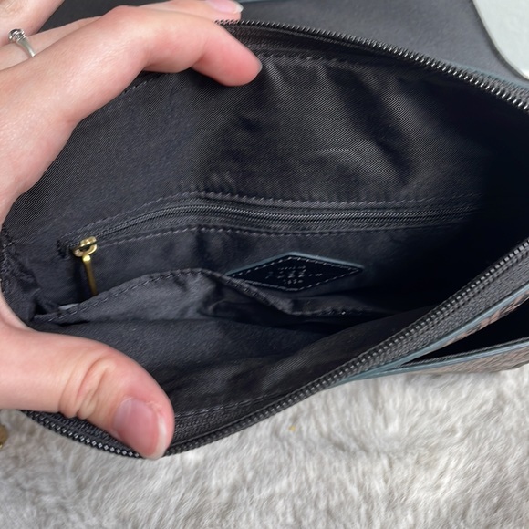 Leather fossil crossbody - Picture 3 of 6